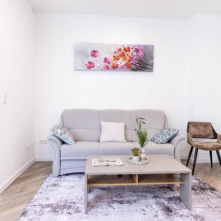 Neu I Ferienwohnung Jasmin Andernach Buitenkant foto