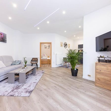 Neu I Ferienwohnung Jasmin Andernach Buitenkant foto