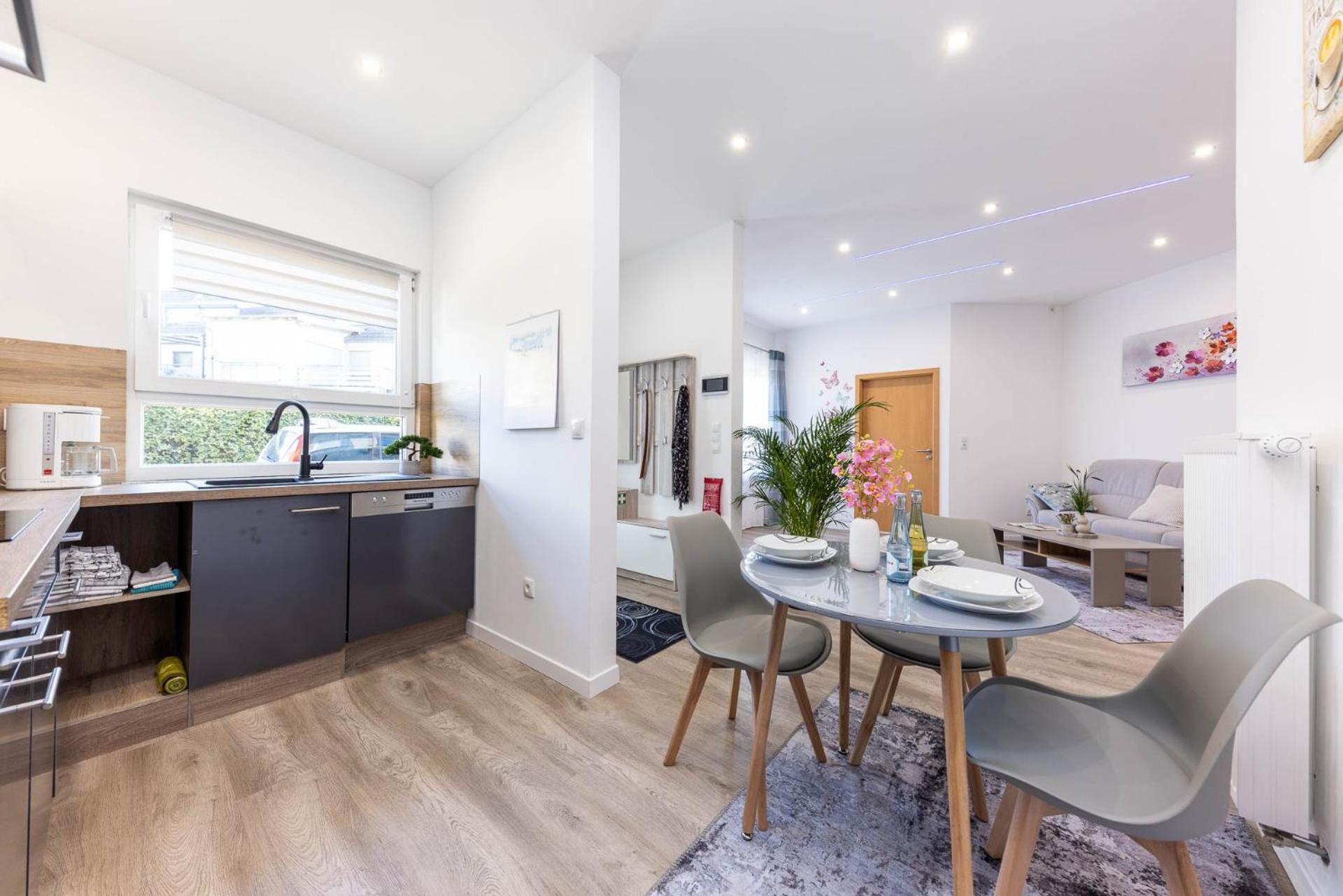 Neu I Ferienwohnung Jasmin Andernach Buitenkant foto